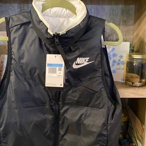Brand new, black or white Nike medium reversible vest